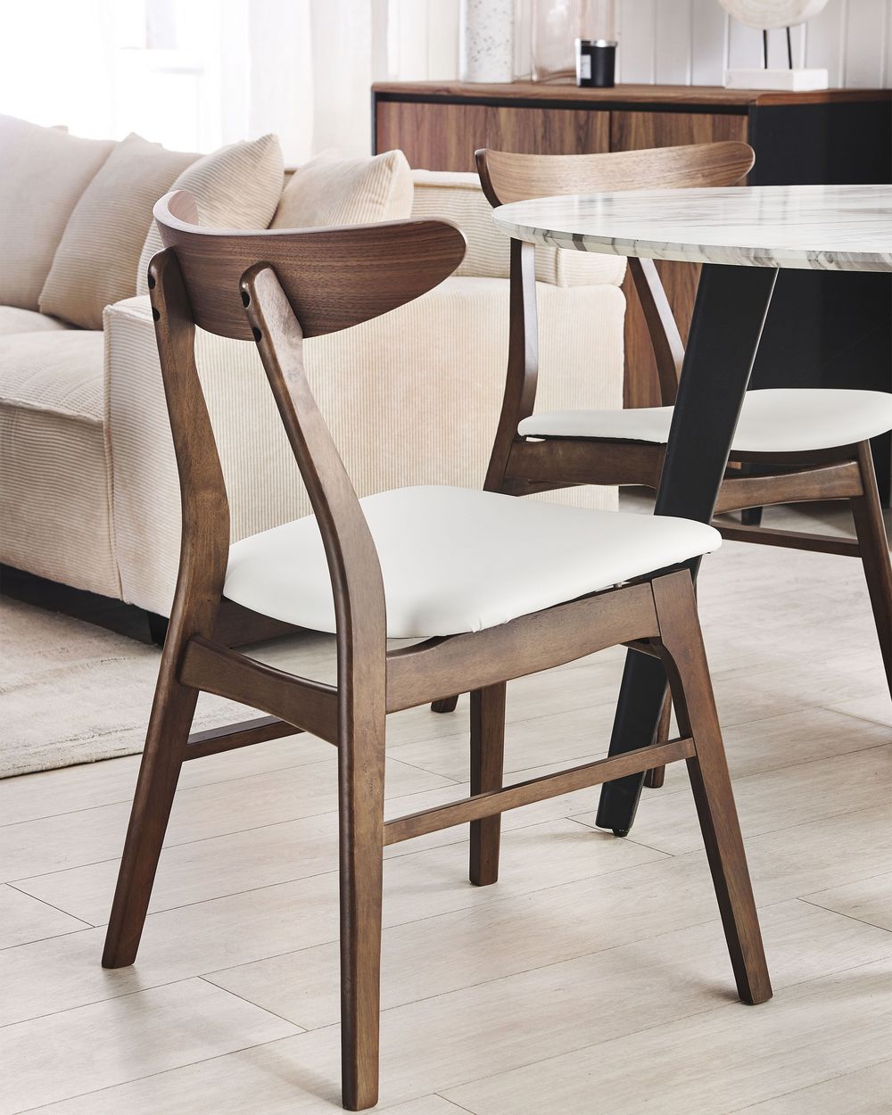 Set of 2 Wooden Dining Chairs Faux Leather White LYNN Beliani.co.uk