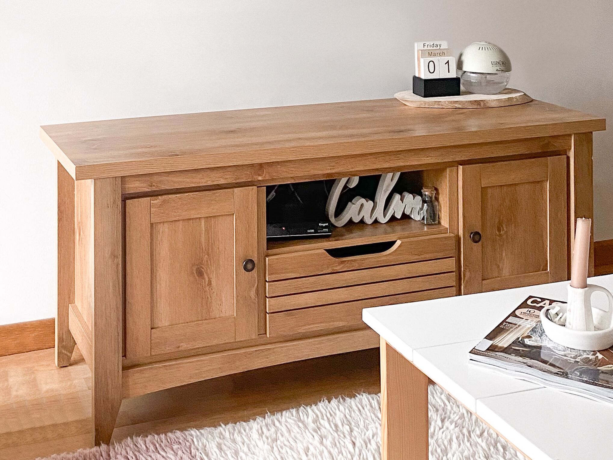 TV M bel Heller Holzfarbton Mit Schublade 138 X 43 X 60 Cm AGORA Tv m bel heller holzfarbton mit schublade 138 x 43 x 60 cm agora