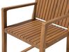 Sada 8 světle hnědých dřevěných zahradních židlí s modrým pruhovaným polštářem SASSARI_776060