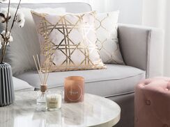 Koristetyyny vaaleanpunainen/kulta 45 x 45 cm 2 kpl CASSIA Koristetyyny vaaleanpunainen/kulta 45 x 45 cm 2 kpl CASSIA