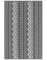 Tapis extérieur au motif zigzag noir 120 x 180 cm NAGPUR_766485