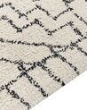 Teppich Baumwolle beige / schwarz geometrisches Muster 140 x 200 cm Kurzflor ZEYNE_840038