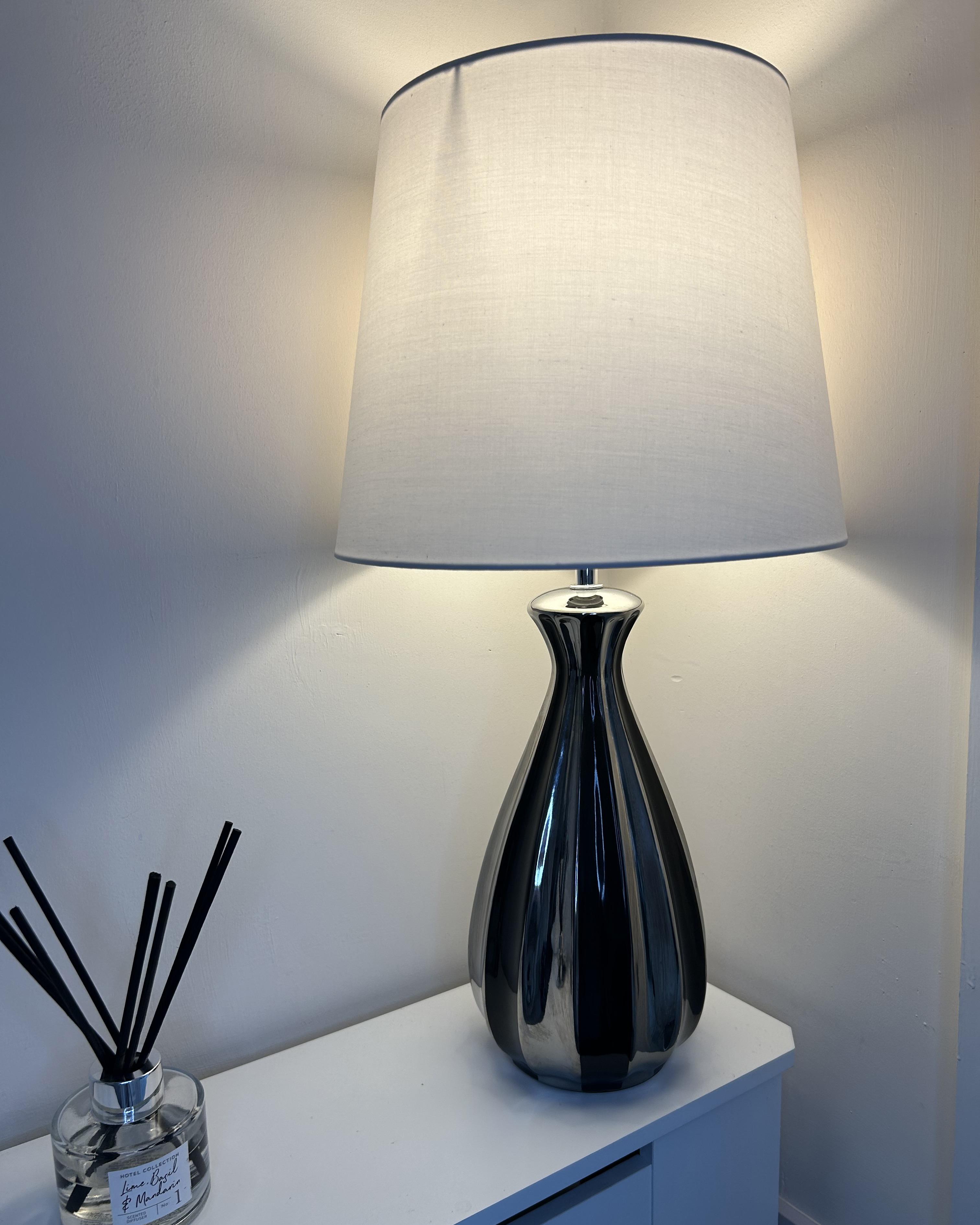 Ceramic Table Lamp Silver and Black VARDJA_879567
