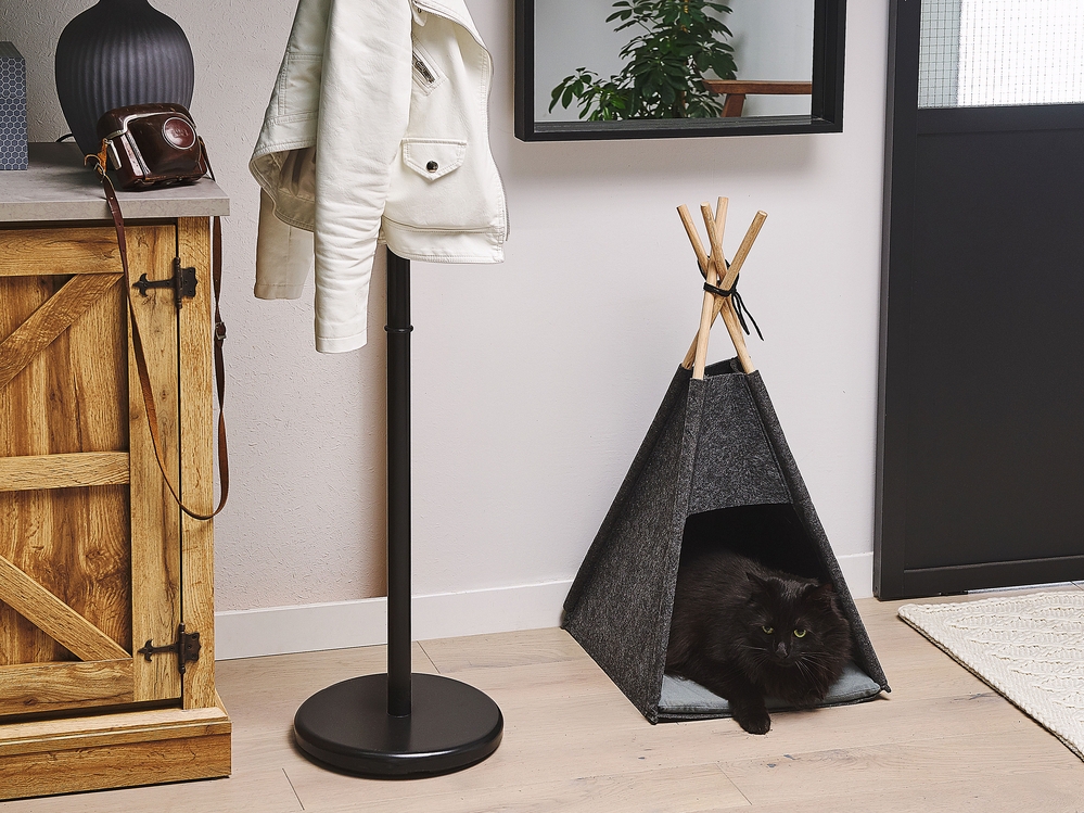 Tipi pour chien et chat  Cat teepee, Modern cat bed, Pet teepee