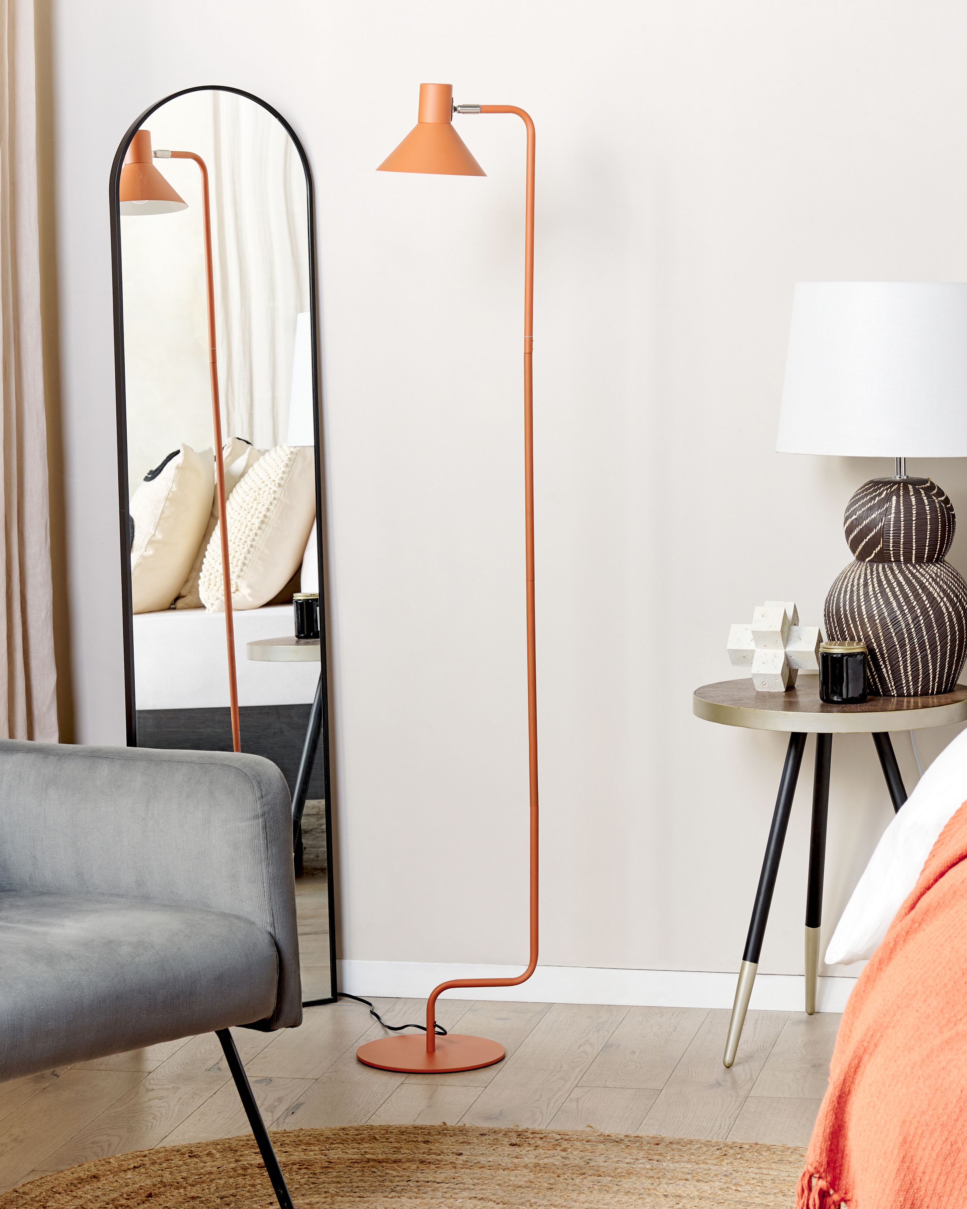 De Eekhoorn | HEKLA BIJZETTAFEL METAAL ORANJE - WOOOD - COLLECTION De Eekhoorn | HEKLA BIJZETTAFEL METAAL ORANJE - WOOOD - COLLECTION