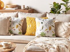 Koristetyyny sametti monivärinen 45 x 45 cm 2 kpl MULLEIN Koristetyyny sametti monivärinen 45 x 45 cm 2 kpl MULLEIN