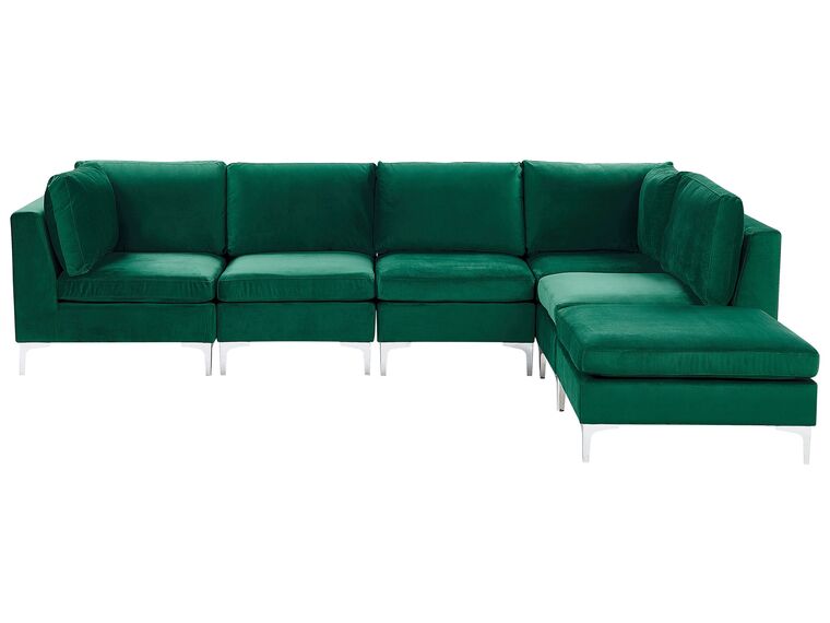 Canapé angle modulable côté gauche en velours vert 5 places avec pouf EVJA_789760