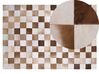 Kožený koberec hnědý s béžovou 140 x 200 cm SOLMAZ_758277