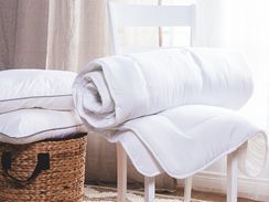 Mikrokuitupeitto polyesteritäyte extra lämmin 200 x 220 cm KABRU Mikrokuitupeitto polyesteritäyte extra lämmin 200 x 220 cm KABRU