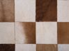 Kožený koberec hnědý s béžovou 140 x 200 cm SOLMAZ_758297