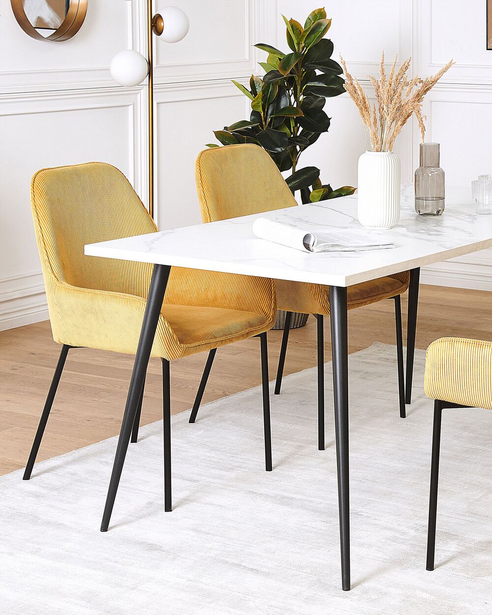4 sedie per sala da pranzo dal design moderno, seduta imbottita in lino,  gambe in metallo