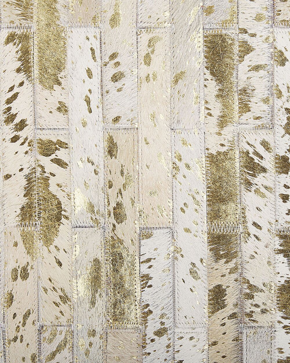 Cowhide Area Rug 140 x 200 cm Gold and Beige TOKUL Beliani.co.uk