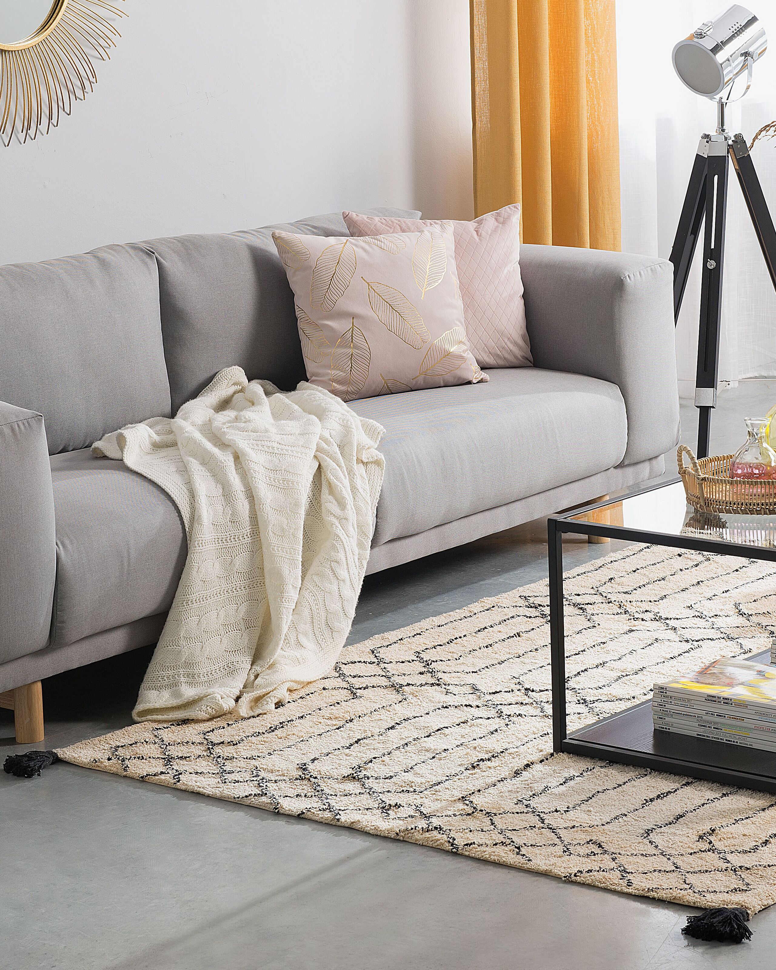 Tapete 160 x 230 cm creme e preto MALTEPE