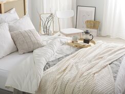 Luonnonvalkoinen kankainen huopa 150 x 200 cm SAMUR