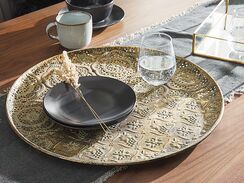 Koristetarjotin metalli kulta ⌀ 49 cm KITNOS Koristetarjotin metalli kulta ⌀ 49 cm KITNOS