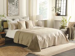 Ruskeanharmaa kohokuvioitu päiväpeittosetti 200 x 220 SHUSH