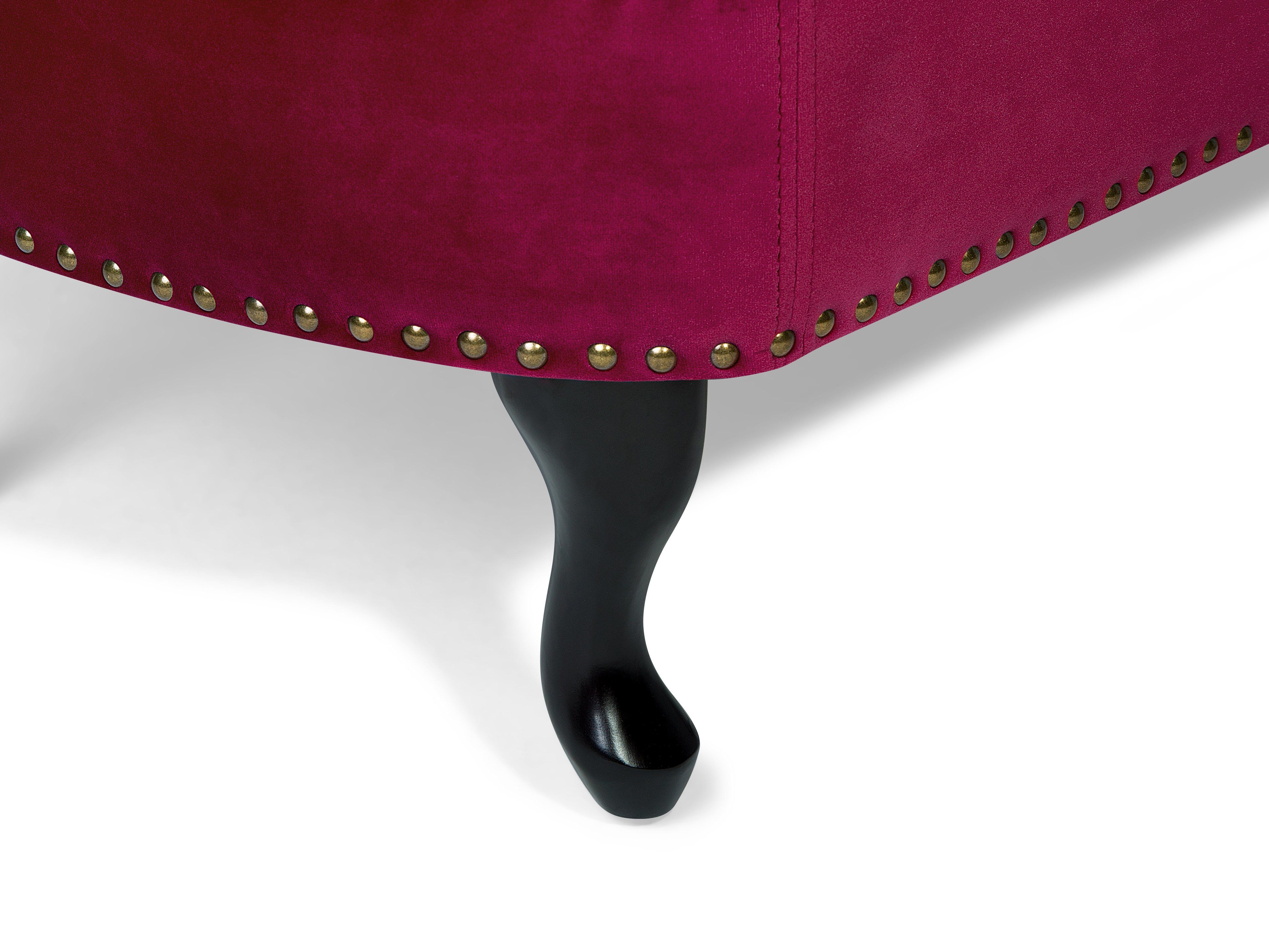 Right Hand Chaise Longue Velvet Dark Red Caron Chaise longue seat covered in a dark red velvet.
