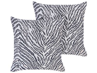 Set of 2 Decorative Cushions in Zebra Stripes 45 x 45 cm Black and White MANETTI 