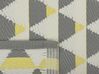 Outdoor Teppich grau-gelb 60 x 105 cm Dreieck Muster HISAR_766661