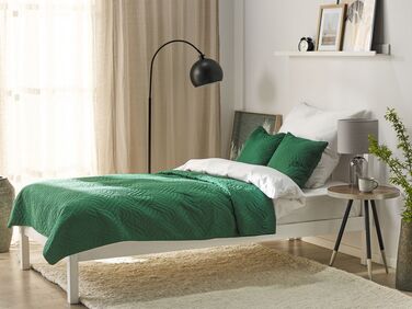 Preget sengeteppe med to grønne puter 140 x 210 cm BABAK