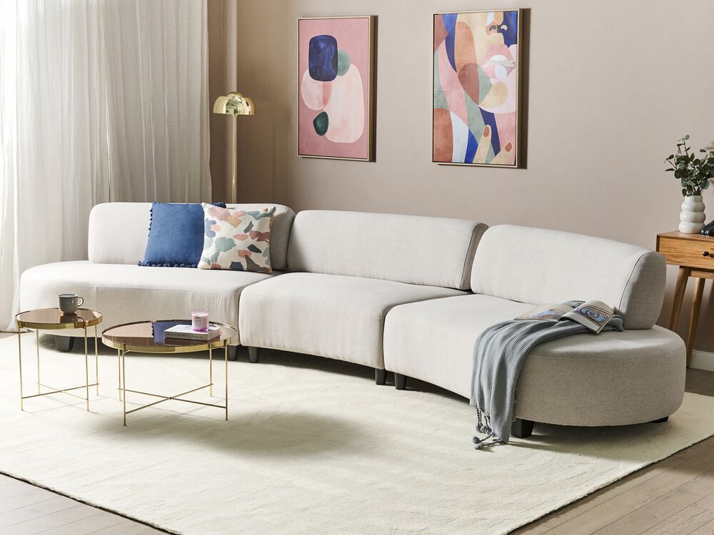 Obývacia izba v jemných farbách