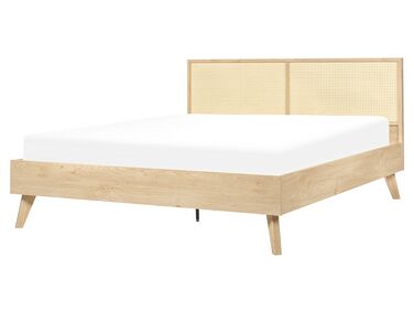 Łóżko rattanowe 160 x 200 cm jasne drewno MONPAZIER