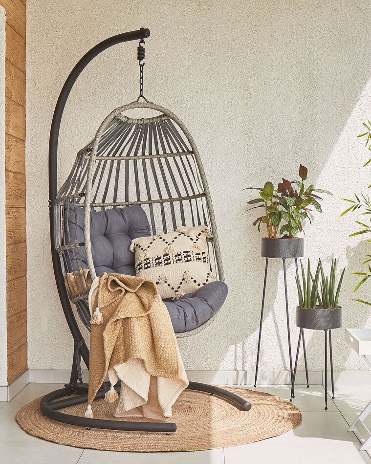 PE Rattan Hanging Chair with Stand Dark Grey SESIA Beliani.fi