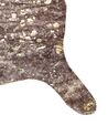 Koberec z umělé hovězí kůže se skvrnami 150 x 200 cm taupe / zlatý BOGONG_913343