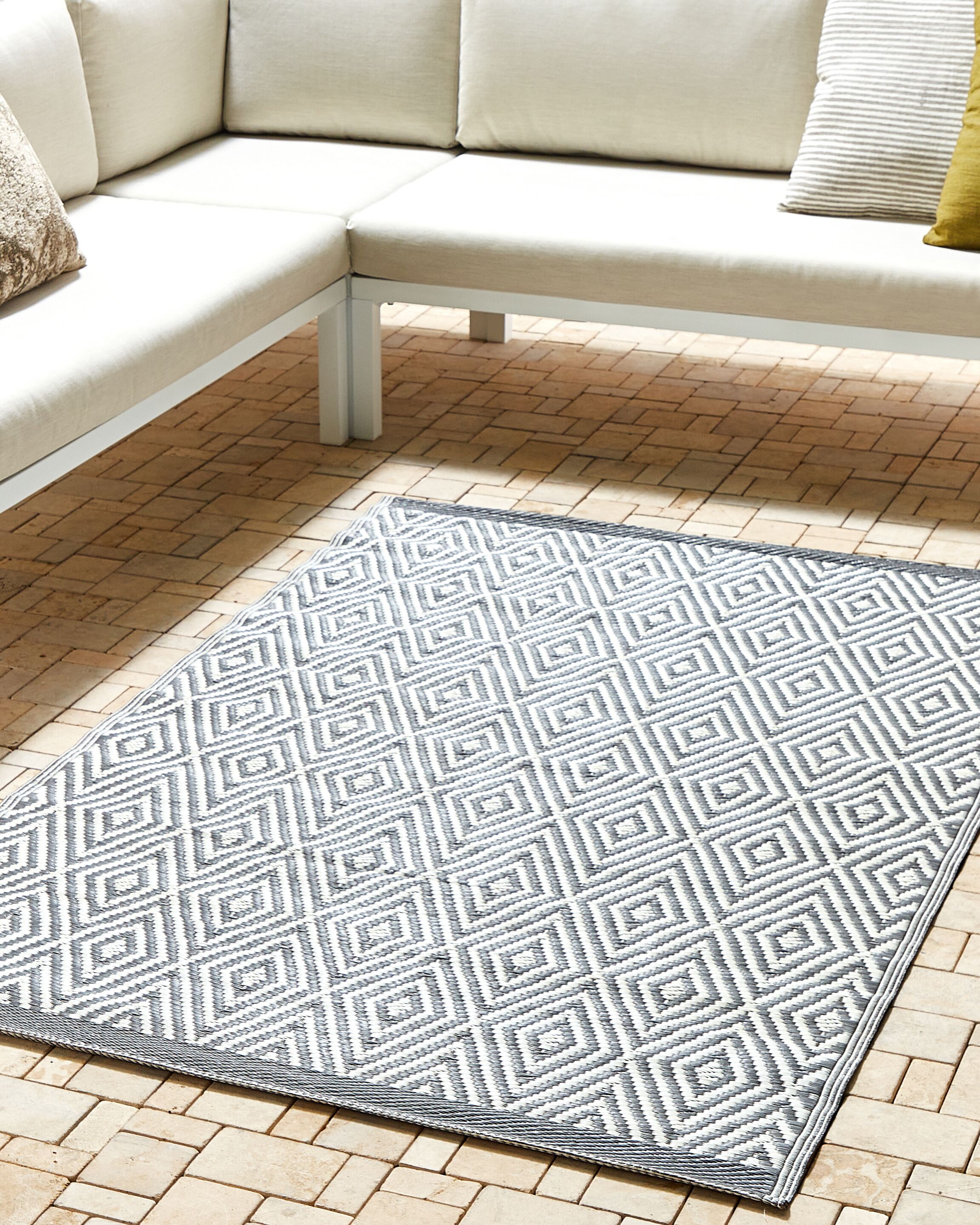 Tapete de exterior cinzento 120 x 180 cm SIKAR
