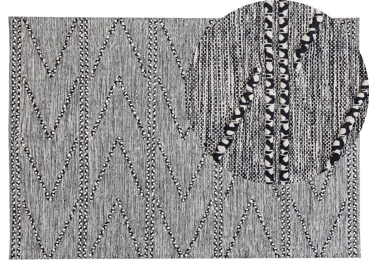 Cotton Area Rug 140 x 200 cm Black and White TERMAL_747850
