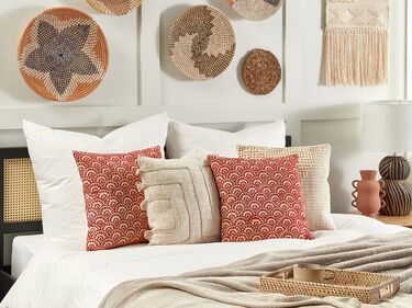 Set of 2 Cotton Cushions Geometric Pattern 45 x 45 cm Red RHUS