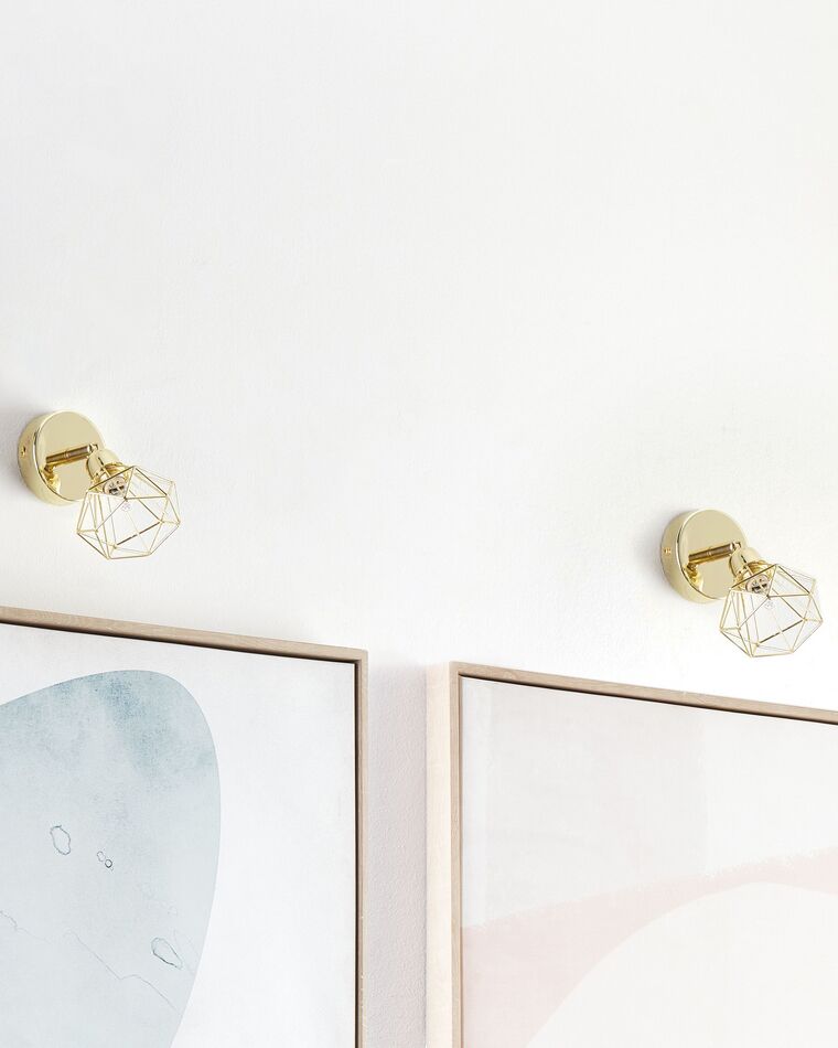 Conjunto de 2 lámparas de pared doradas ERMA Beliani.es