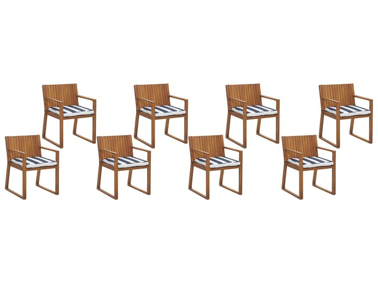 Zestaw 8 krzeseł ogrodowych akacjowy jasne drewno z poduszkami niebiesko-białymi SASSARI_774891