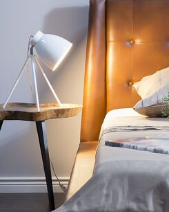 Pöytävalaisin metalli valkoinen TAMEGA Pöytävalaisin metalli valkoinen TAMEGA