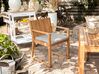 Sada 8 dřevěných zahradních židlí s šedobéžovými polštáři SASSARI_745983