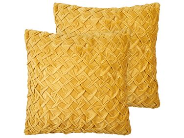 Set of 2 Velvet Pleated Cushions 45 x 45 cm Yellow CHOISYA