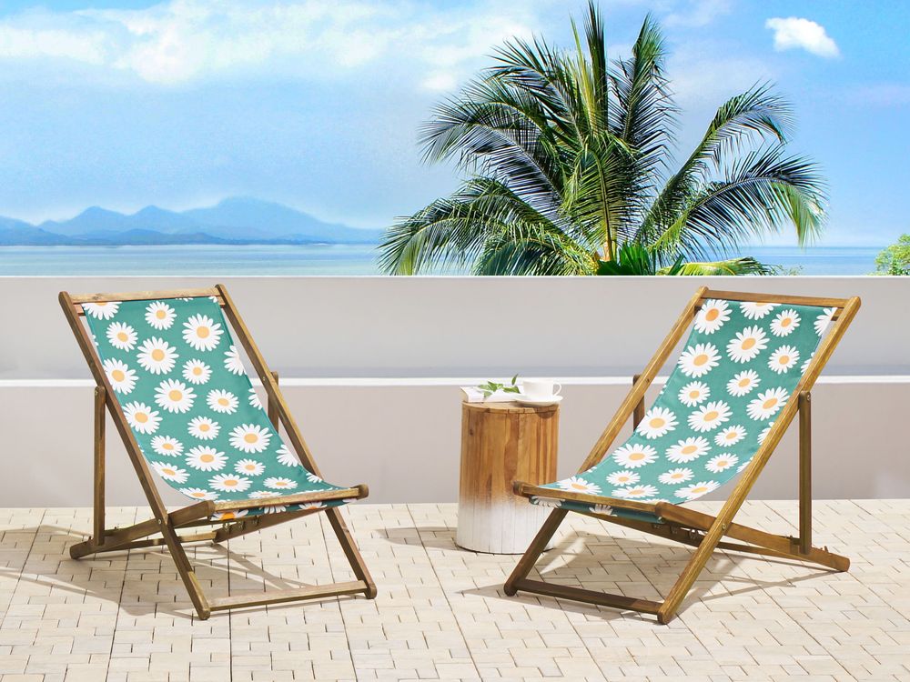 Light beach chairs store