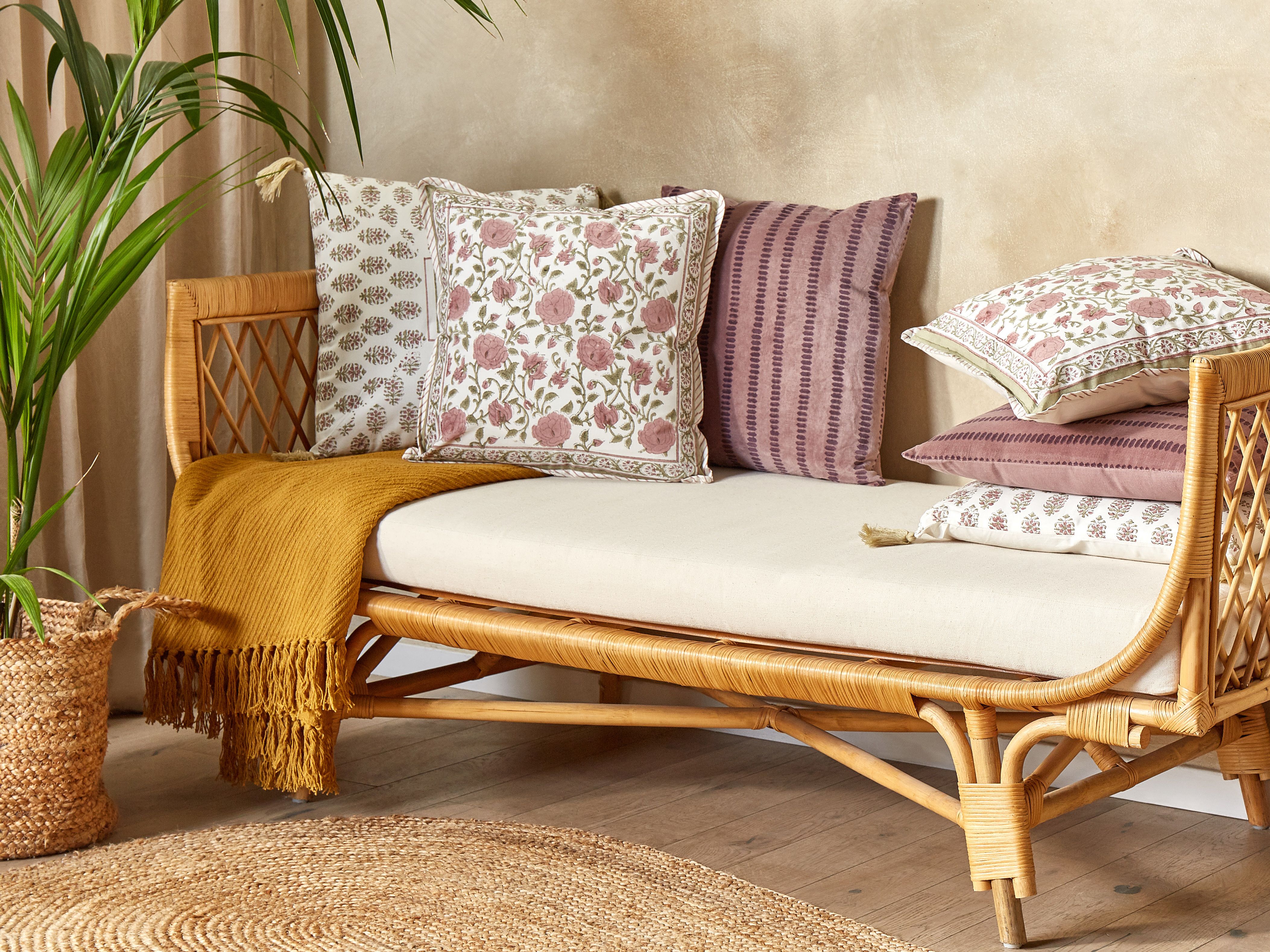 Koristetyyny puuvilla monivärinen 45 x 45 cm CELTIS