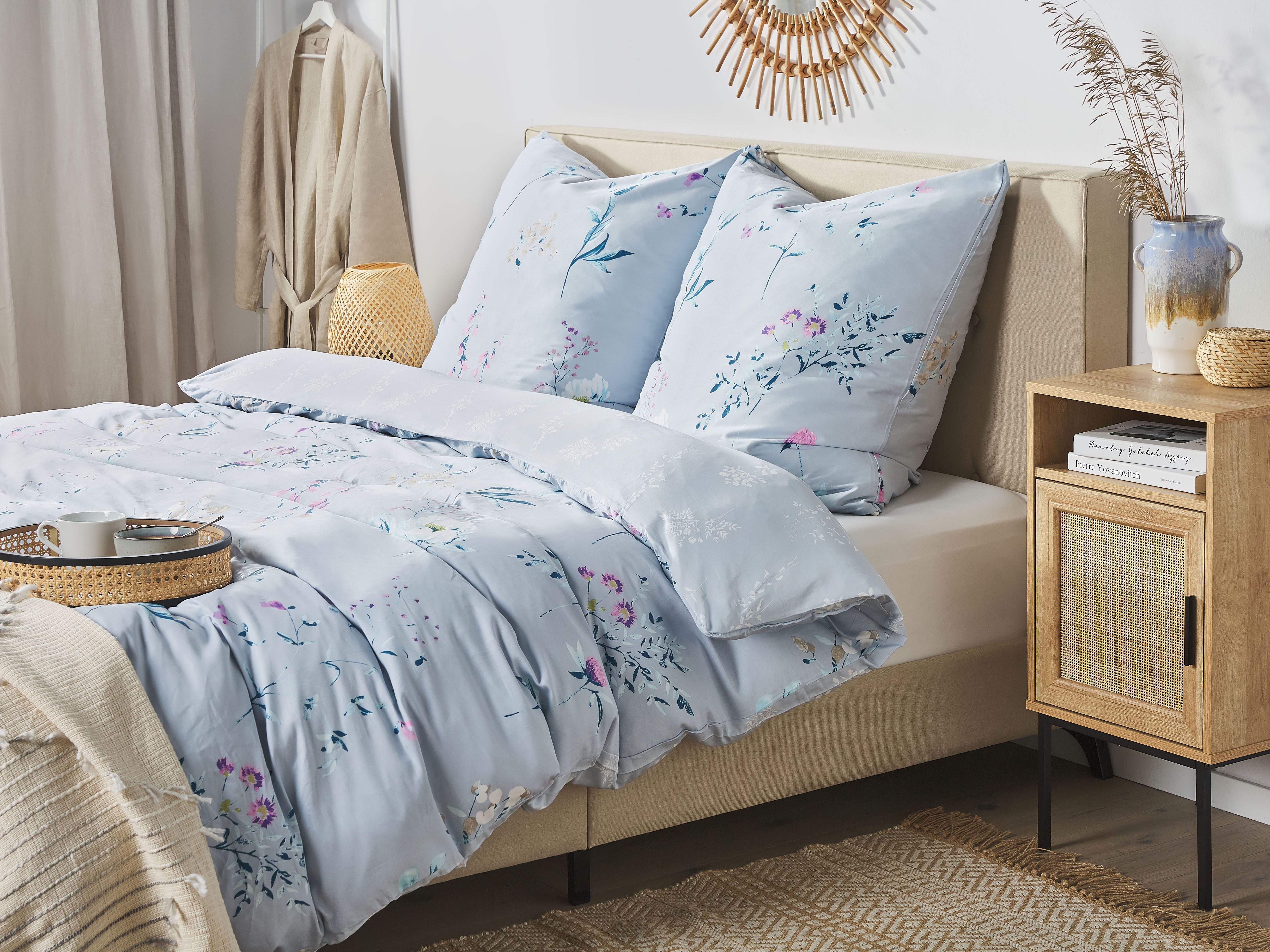 Комплект простирадла Floral Cotton Satin 200 x 220 cm Blue EVERGREEN Набір постільної білизни EVERGREEN Blue Cotton Satin 200 x 220 см