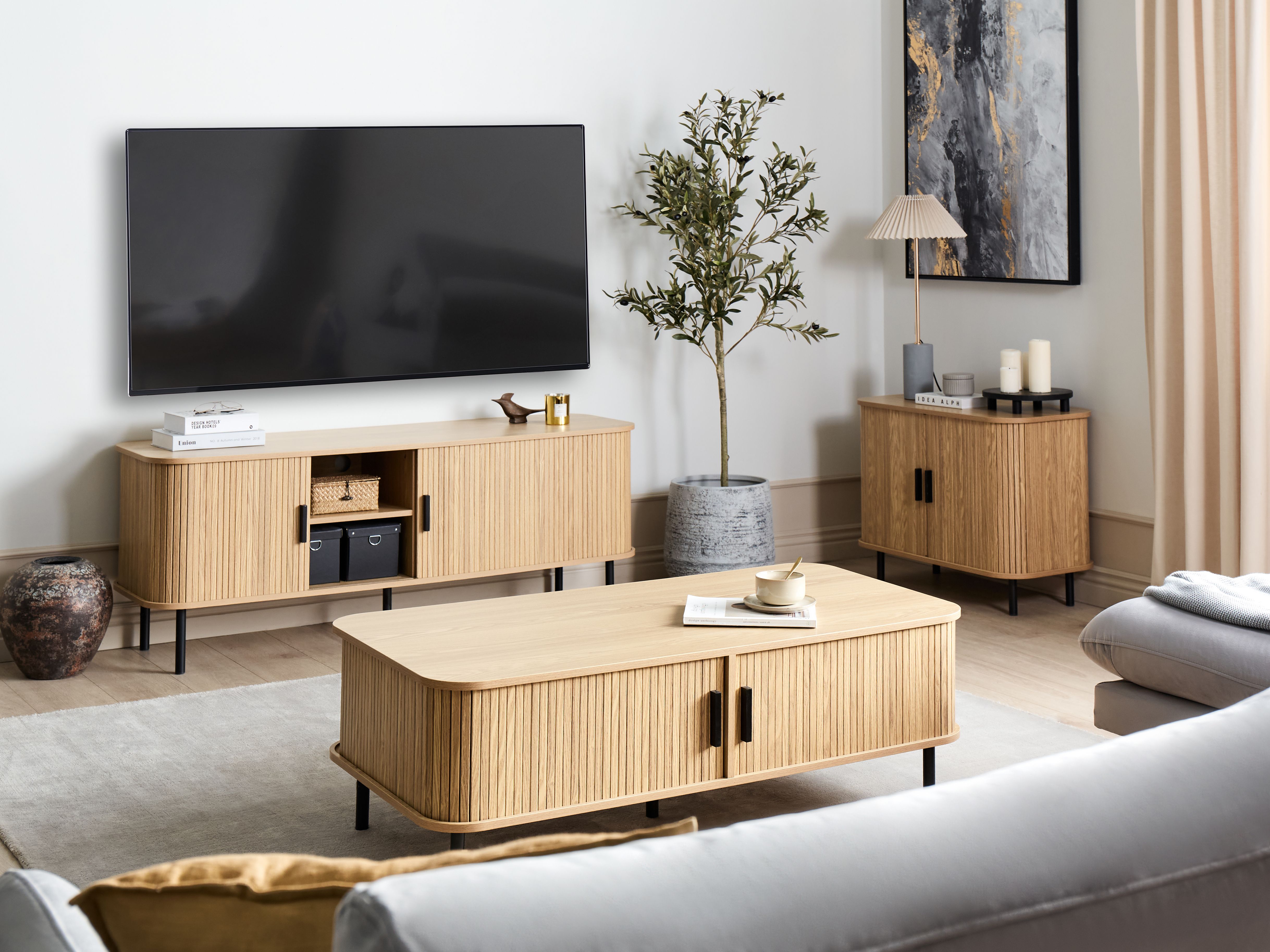 TV-bord lyst træ BRADLEY | Beliani.dk