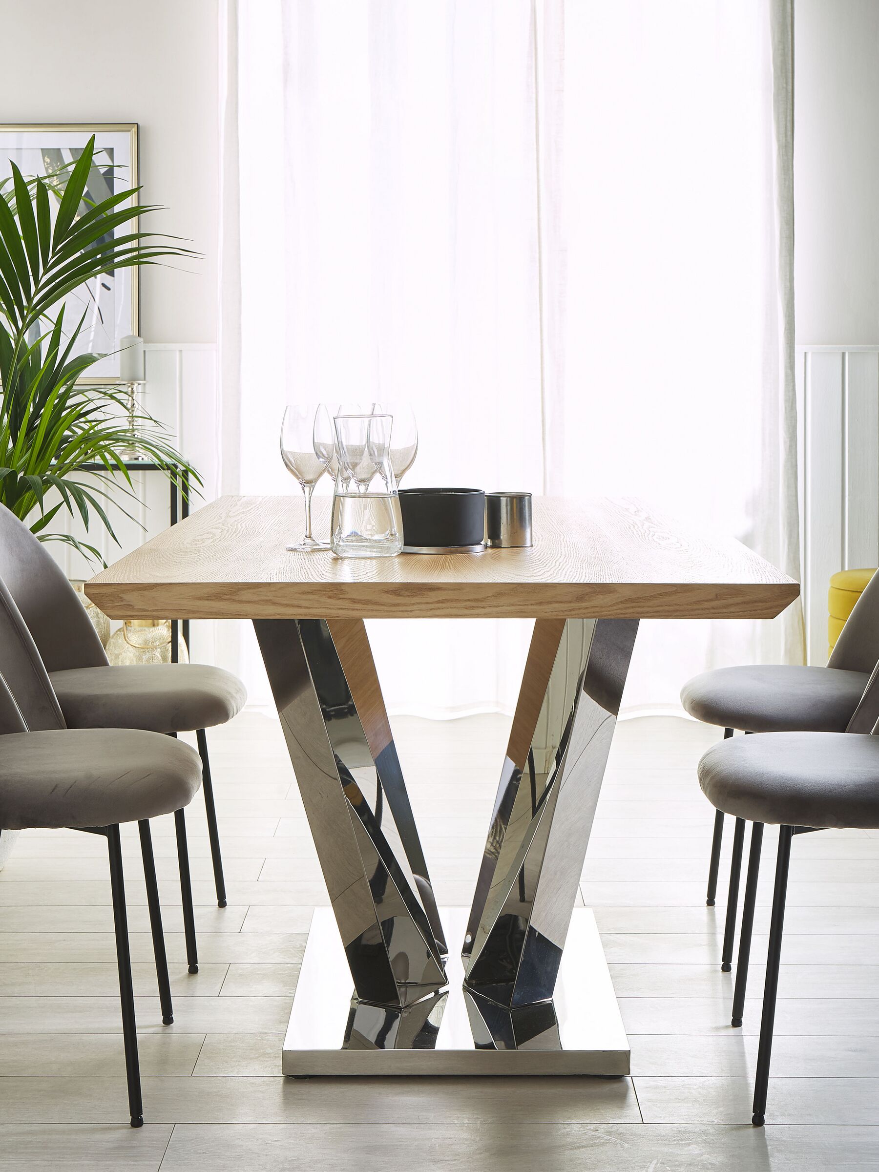 Mesa de comedor madera clara/plateado 160x90 cm BONAVENTURA | Beliani.es