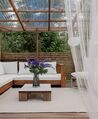 Salon de jardin 5 places côté gauche en bois d'acacia avec coussins blanc cassé MARETTIMO_867099