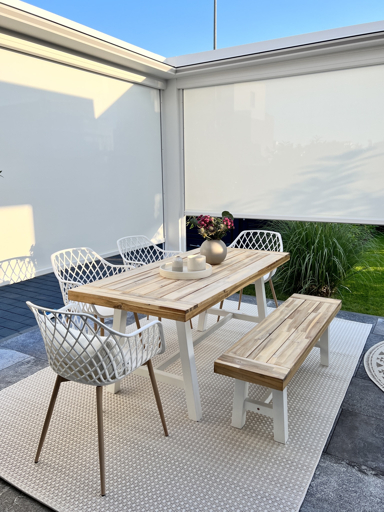 6 Seater Acacia Wood Garden Dining Set White and Brown SCANIA_831762