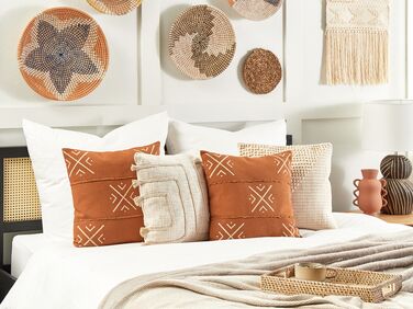 Set of 2 Cotton Cushions Geometric Pattern 45 x 45 cm Orange and White VITIS