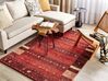 Vlněný koberec gabbeh 140 x 200 cm červený SINANLI_855906