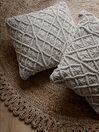 Conjunto de 2 almofadas decorativas em algodão com efeito de macramé creme claro 45 x 45 cm GOREME_849591