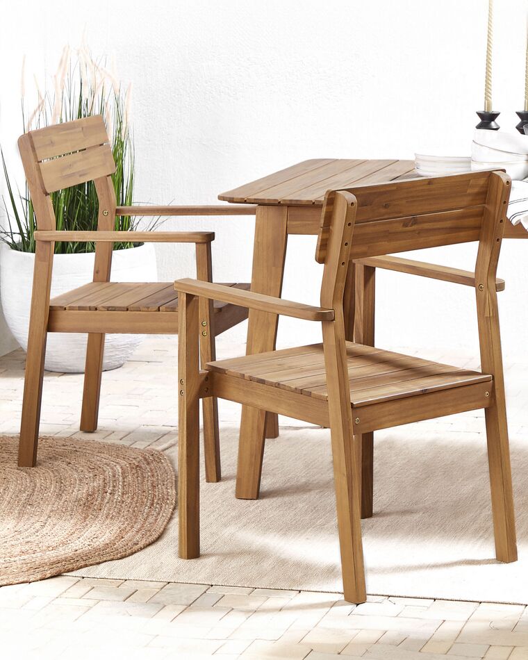 Set of 2 Acacia Wood Garden Chairs FORNELLI Beliani.co.uk