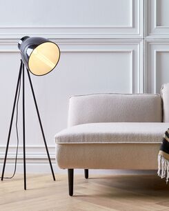 Lattiavalaisin metalli musta TAMEGA Lattiavalaisin metalli musta TAMEGA