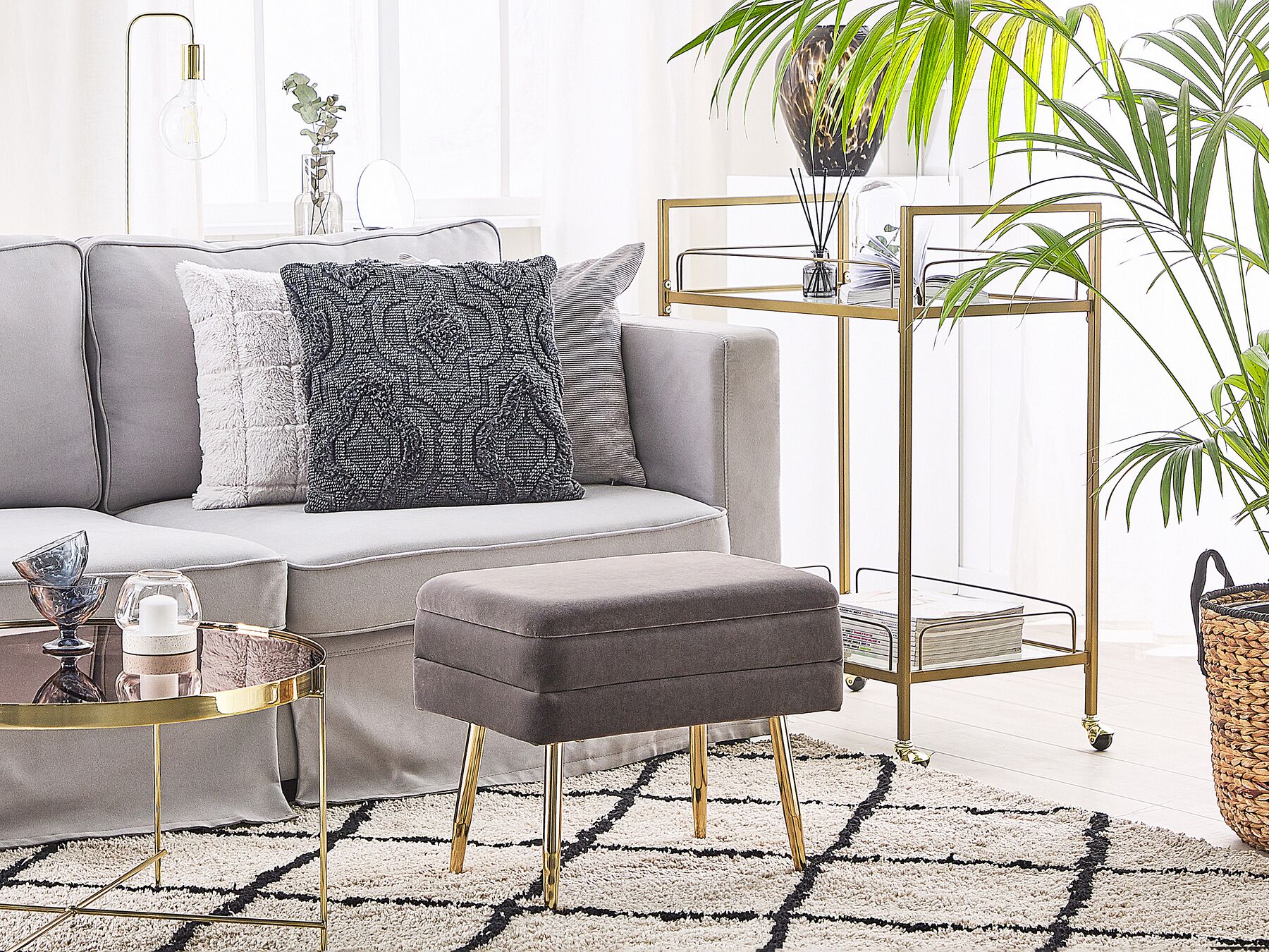 Bank mit Stauraum Samtstoff grau ODESSA | Beliani.de