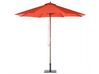 Ensemble de jardin en bois 8 places avec coussins rouges et parasol assorti MAUI_697669